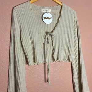 Nectar boutique long sleeve crop top